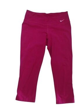 Nike Women's  Hot Pink Capri Leggings Dri Fit SZ S